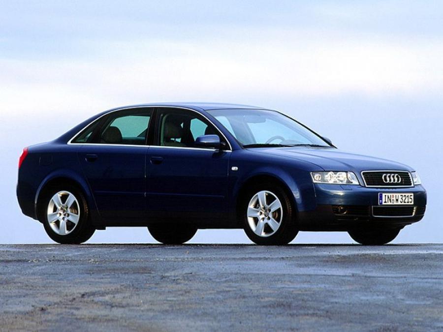  Audi A4 3.0 Sedan (B6,8E) 2000 года  (фото 7 из 9)